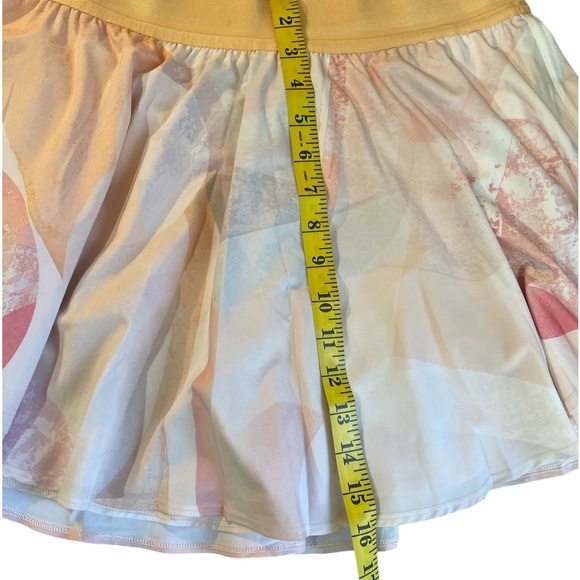 Lululemon court rival skirt, built in short & pockets,Peach, White, Pink,size 8 - Picture 7 of 9